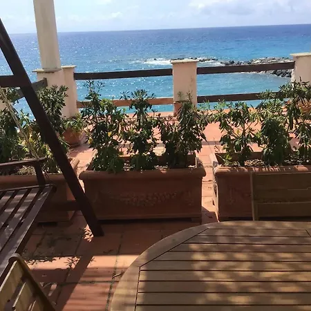 Cozy In With Sea View Appartement
